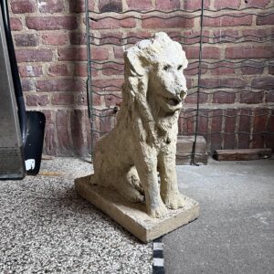 Fransk havefigur af en hvilende løve